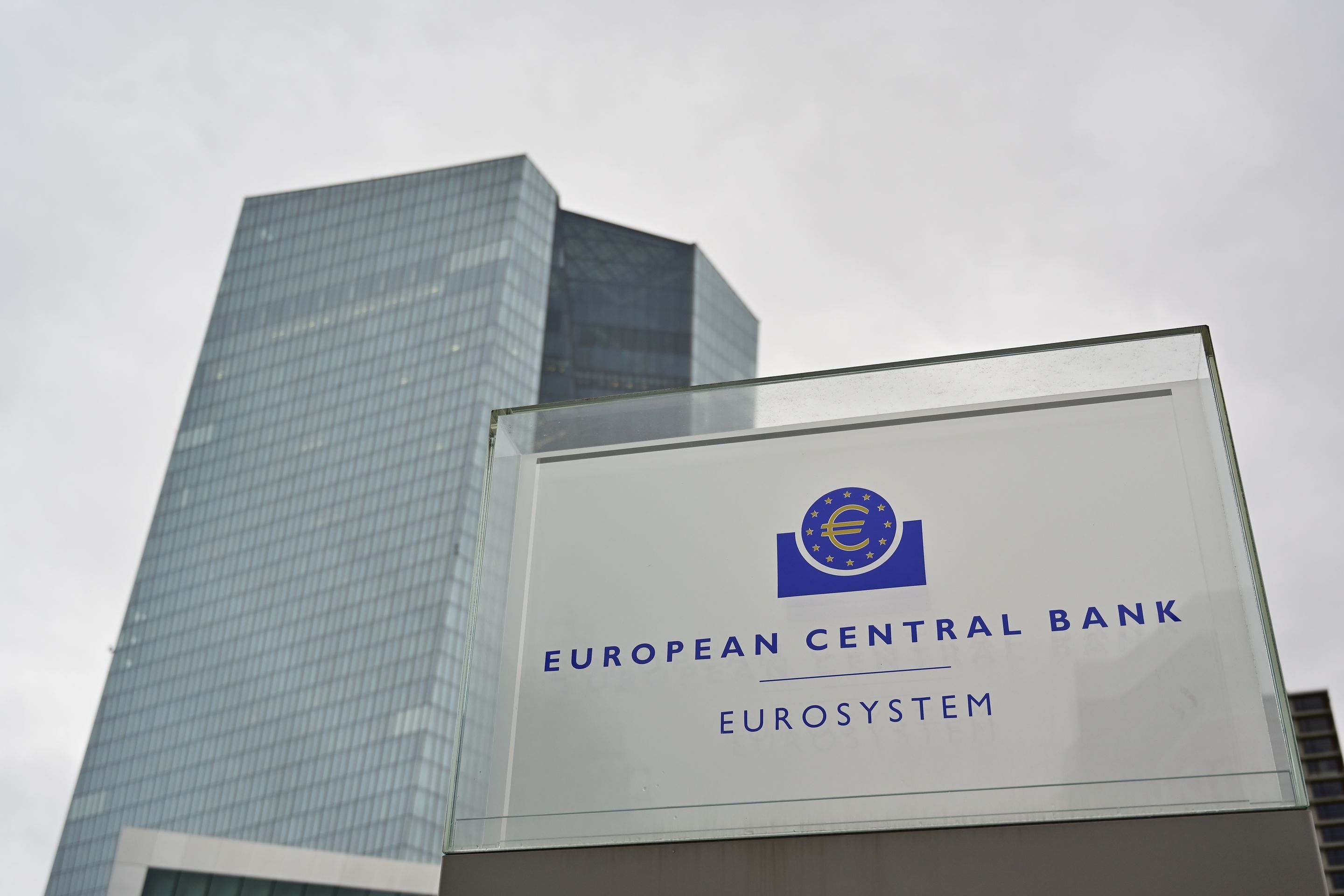Haupteingang der Europäischen Zentralbank in Frankfurt am Main.